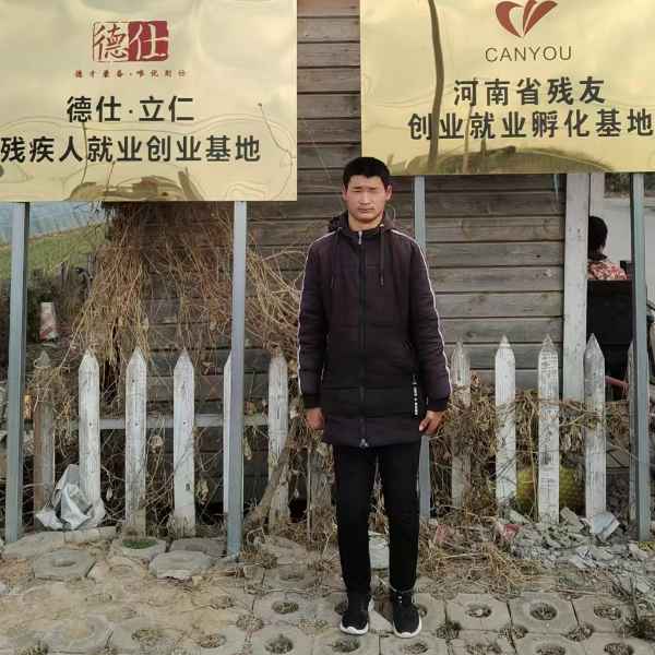 河南24岁单身帅哥真诚找对象-乌鲁木齐相亲网