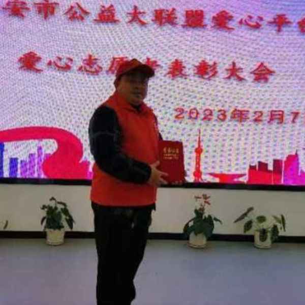 江西41岁单身帅哥真诚找对象-乌鲁木齐相亲网