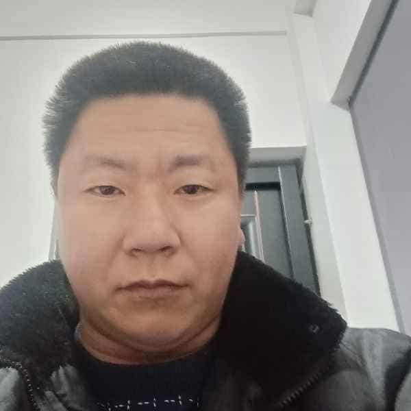 35岁岁四川单身帅哥 - 乌鲁木齐吉缘网