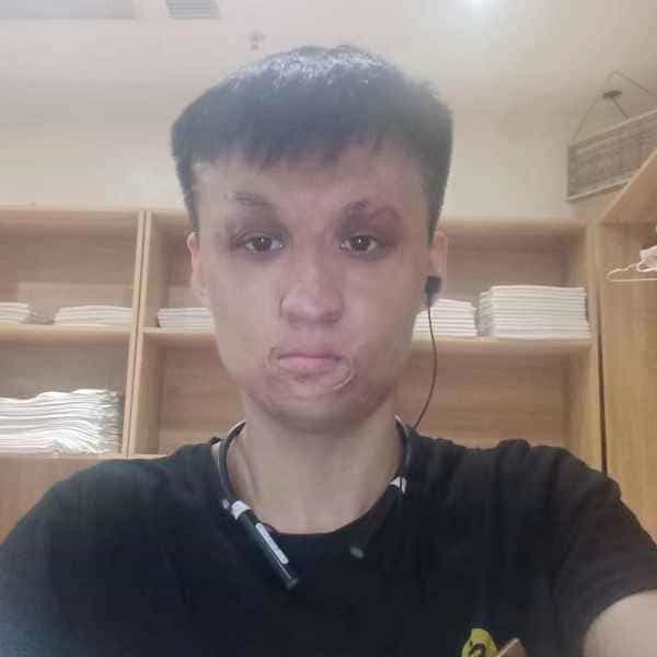 27岁岁山东单身帅哥 - 乌鲁木齐吉缘网