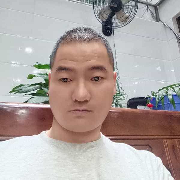 37岁岁福建单身帅哥 - 乌鲁木齐吉缘网