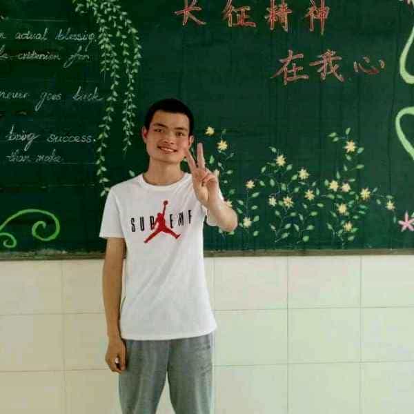 25岁岁安徽单身帅哥 - 乌鲁木齐吉缘网