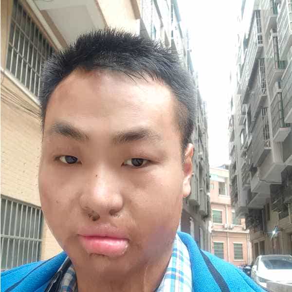 33岁岁湖北单身帅哥 - 乌鲁木齐吉缘网