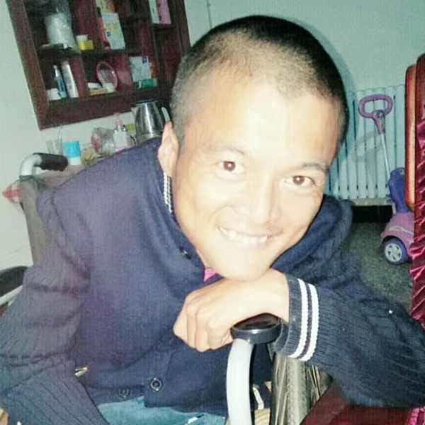 31岁岁陕西单身帅哥 - 乌鲁木齐吉缘网