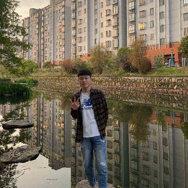 24岁岁河南单身帅哥 - 乌鲁木齐吉缘网