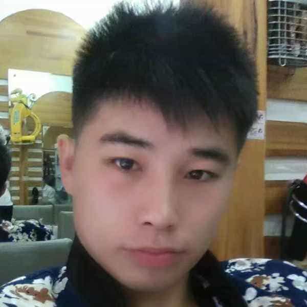 32岁岁湖北单身帅哥 - 乌鲁木齐吉缘网