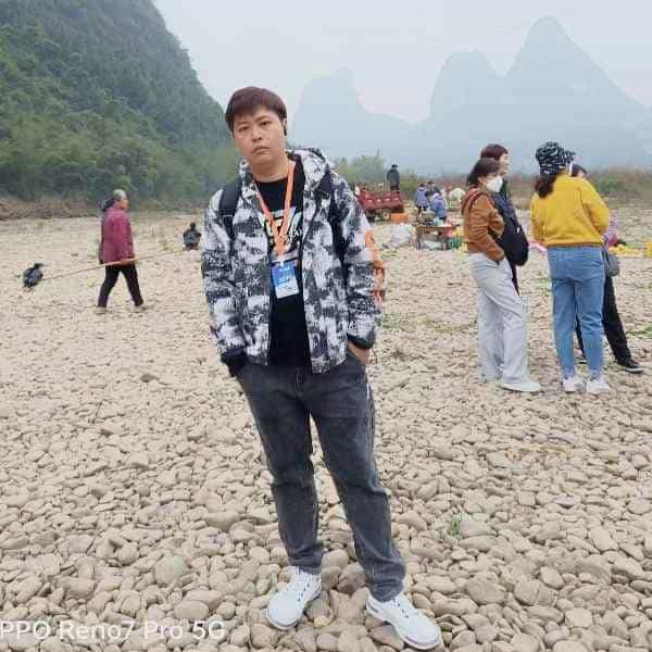 35岁岁浙江单身帅哥 - 乌鲁木齐吉缘网
