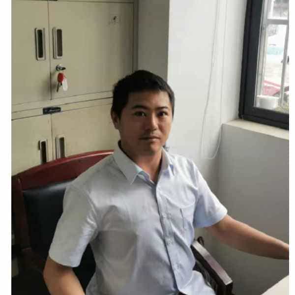 35岁岁河南单身帅哥 - 乌鲁木齐吉缘网