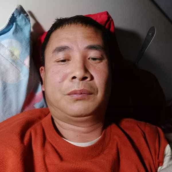 48岁岁山西单身帅哥 - 乌鲁木齐吉缘网