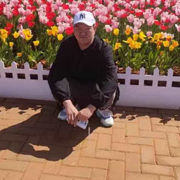 30岁岁云南单身帅哥 - 乌鲁木齐吉缘网