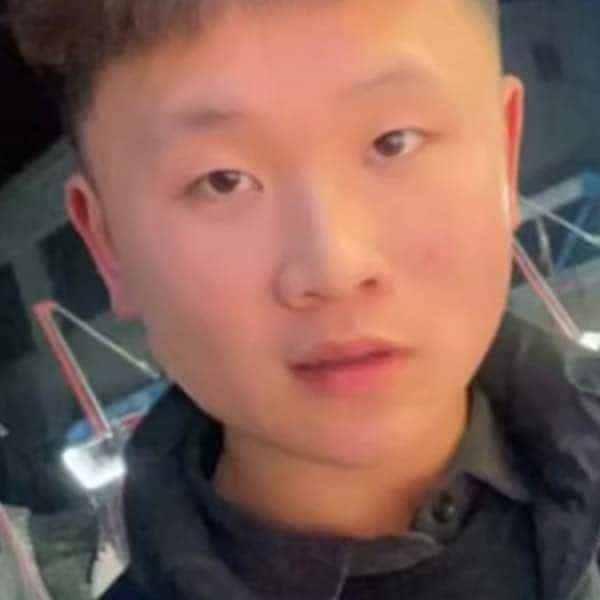 22岁岁河南单身帅哥 - 乌鲁木齐吉缘网