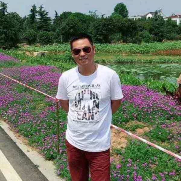 49岁岁浙江单身帅哥 - 乌鲁木齐吉缘网