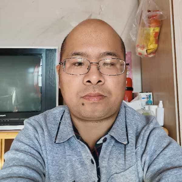 37岁岁山东单身帅哥 - 乌鲁木齐吉缘网