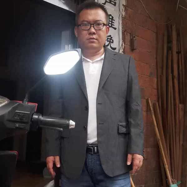 40岁岁江西单身帅哥 - 乌鲁木齐吉缘网