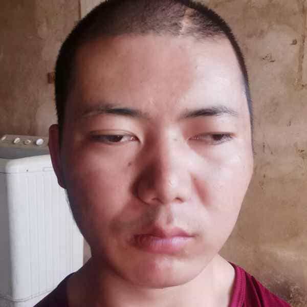 35岁岁云南单身帅哥 - 乌鲁木齐吉缘网