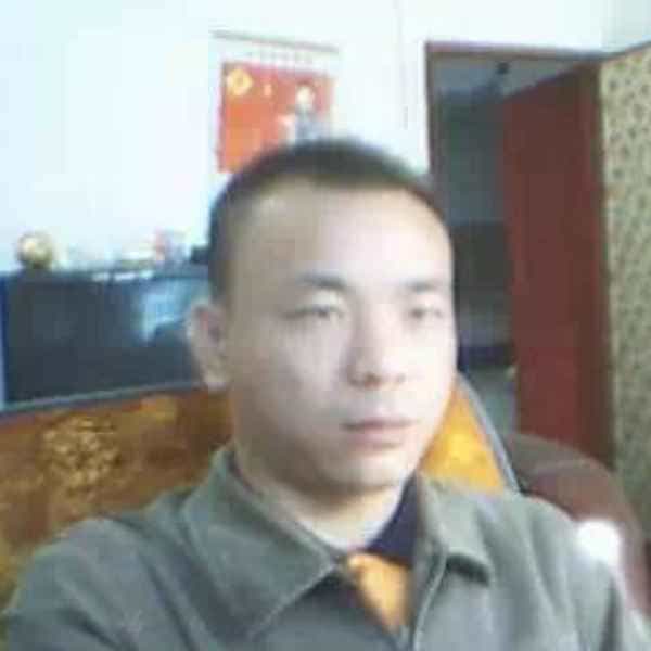 42岁岁湖南单身帅哥 - 乌鲁木齐吉缘网