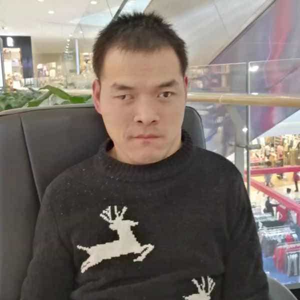 41岁岁陕西单身帅哥 - 乌鲁木齐吉缘网