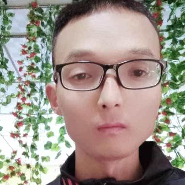 37岁岁陕西单身帅哥 - 乌鲁木齐吉缘网