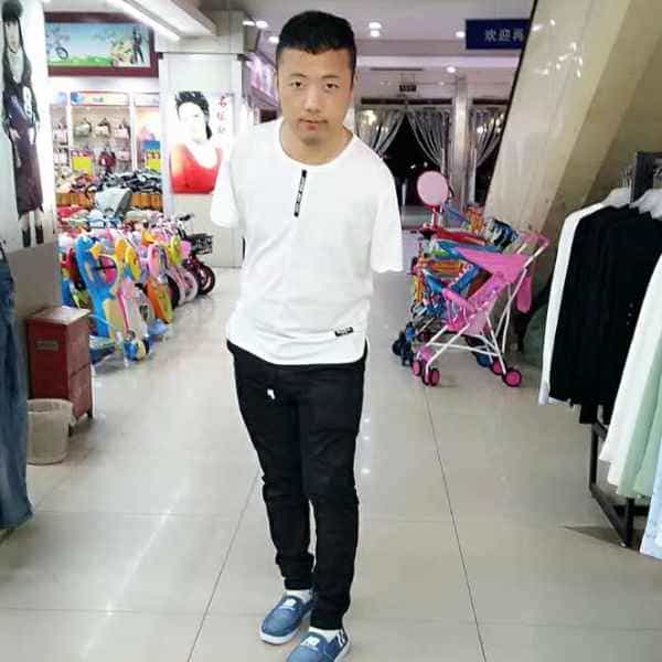 35岁岁河南单身帅哥 - 乌鲁木齐吉缘网