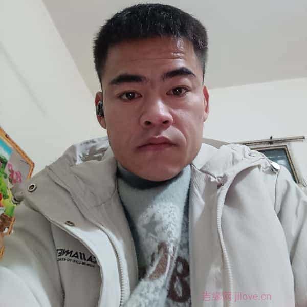 36岁岁陕西单身帅哥 - 乌鲁木齐吉缘网