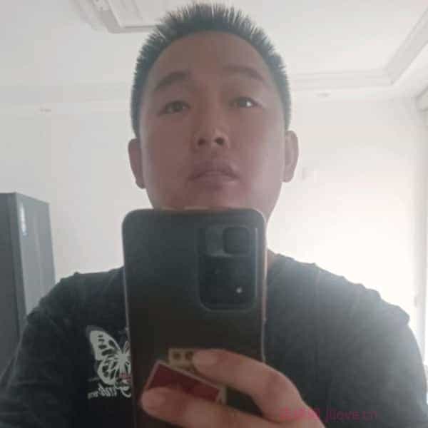 35岁岁内蒙古单身帅哥 - 乌鲁木齐吉缘网