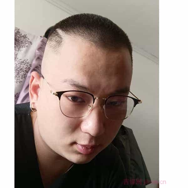 28岁岁山东单身帅哥 - 乌鲁木齐吉缘网